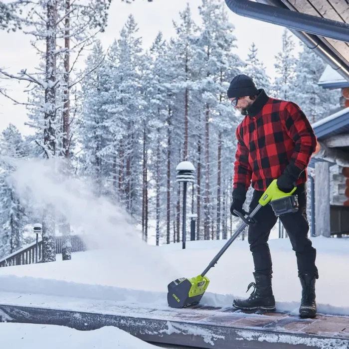 Ryobi ONE+ 18V 10 in. Single-Stage Cordless Electric Snow Shovel - Image 3
