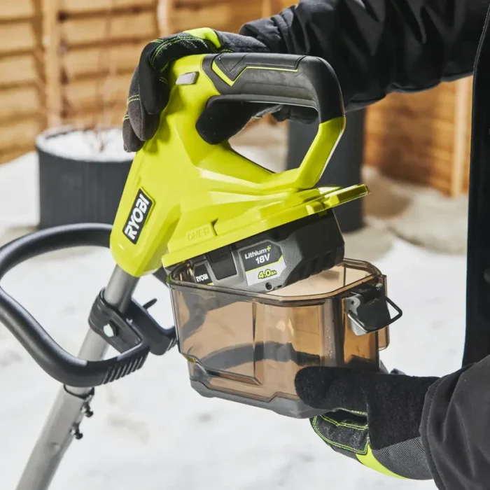 Ryobi ONE+ 18V 10 in. Single-Stage Cordless Electric Snow Shovel - Image 4